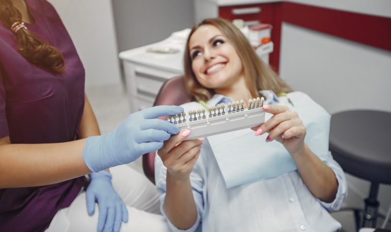 Yaprak Porselen Mi Zirkonyum Mu